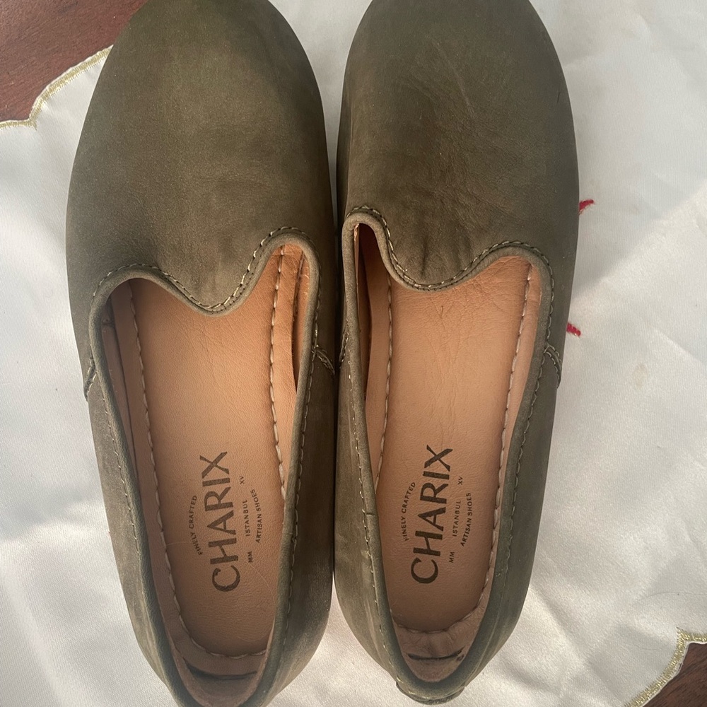 Charix Women's olive Green Loafers